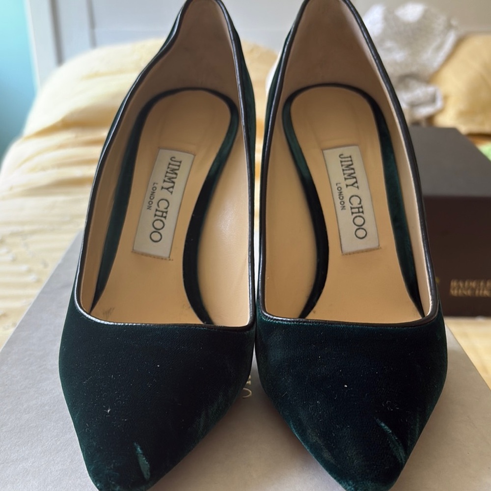Jimmy Choo Green Velvet Women's Shoes